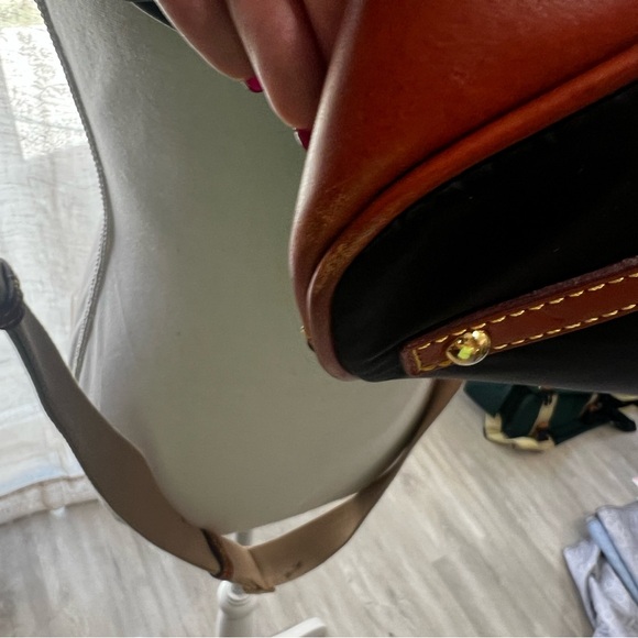 Dooney & Bourke large tote - Picture 16 of 16